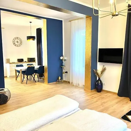 Apartment Im Blauen Am Wildpark - Parkplatz - Gem Balkon - Garten - W-lan *